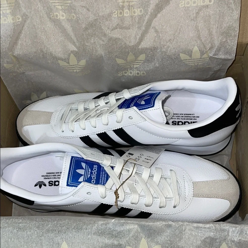 Adidas Original’s Samoa Men’s White and Black Sneakers Size 12 NWT